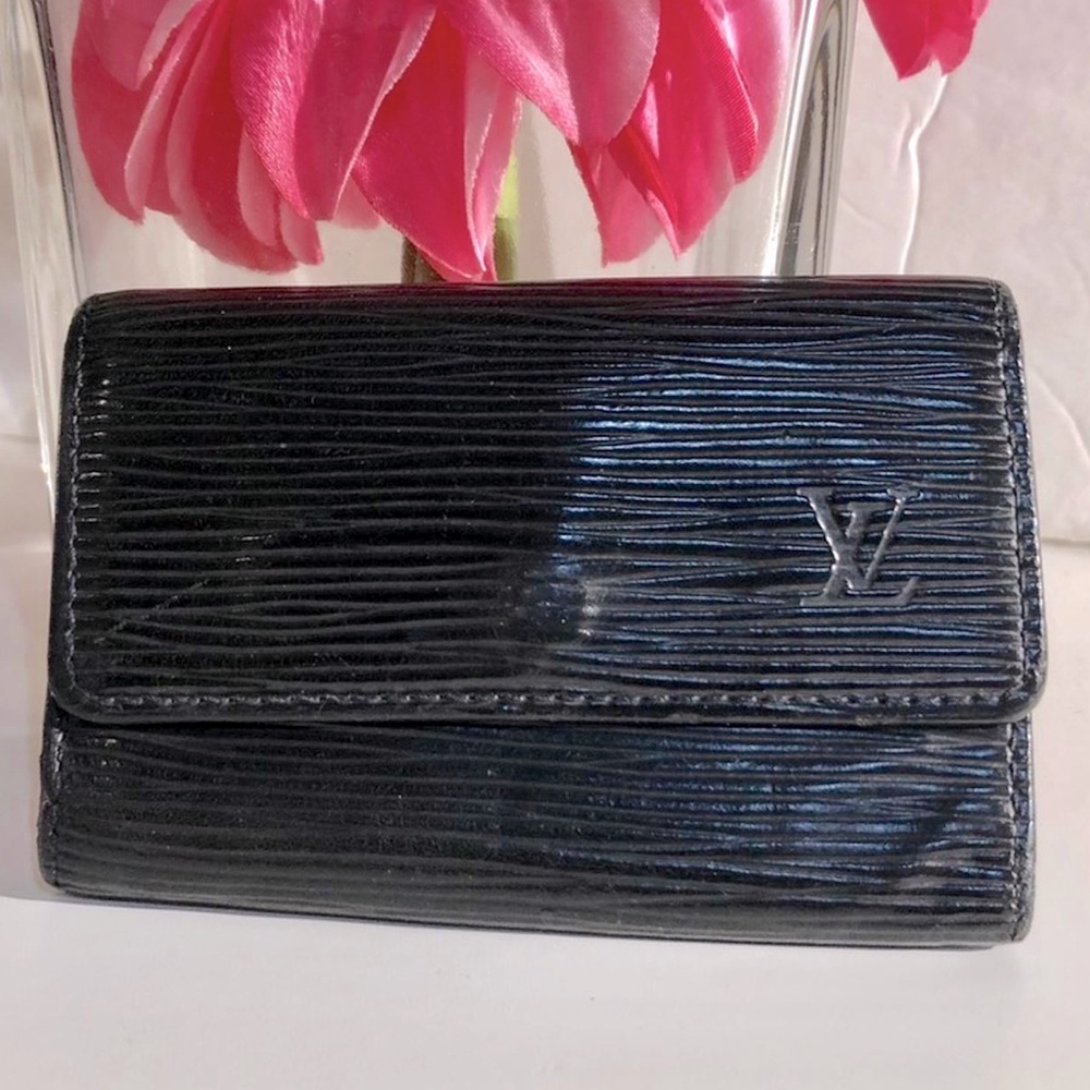 LOUIS VUITTON EPI KEY HOLDER